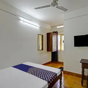 Hotel Spot On Vinayaka Tourist Kozhikode